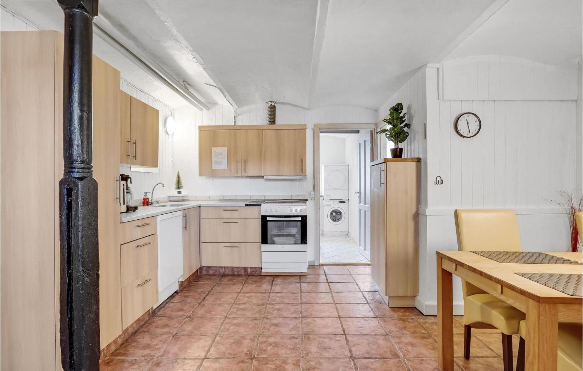 1 Bedroom Pet Friendly Apartment In Esbjerg V Eksteriør bilde